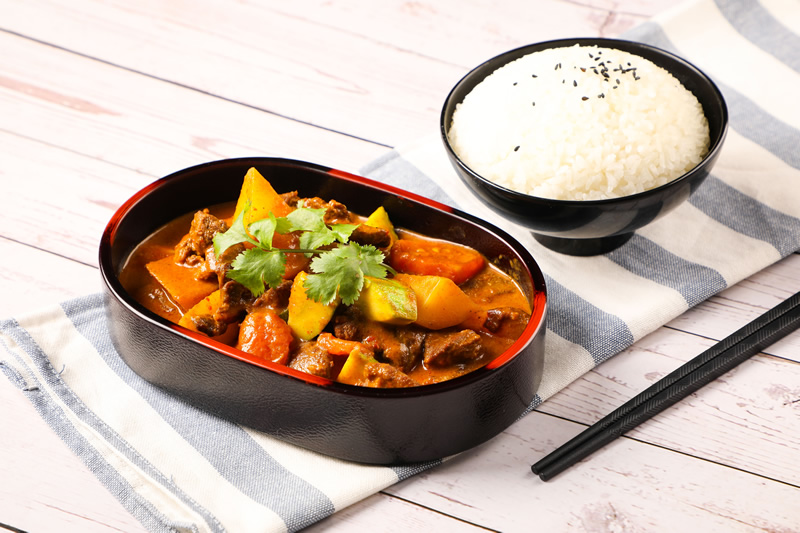 咖喱牛肉烩蔬菜